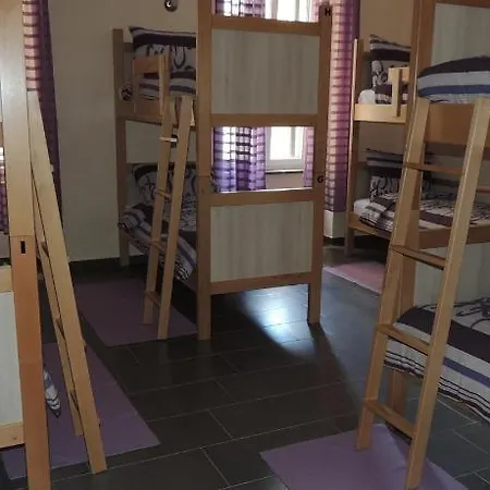 Hostel Rijeka Ostello *