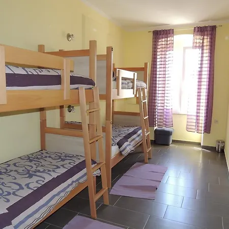 Hostel Rijeka Ostello *